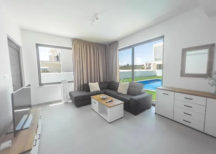 Nelia Panorama 프로타라스