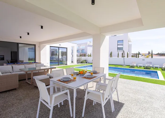 Nelia Panorama Villa